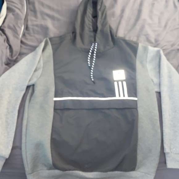 Adidas Sweatshirt/Hoodie - Picture 2 of 2